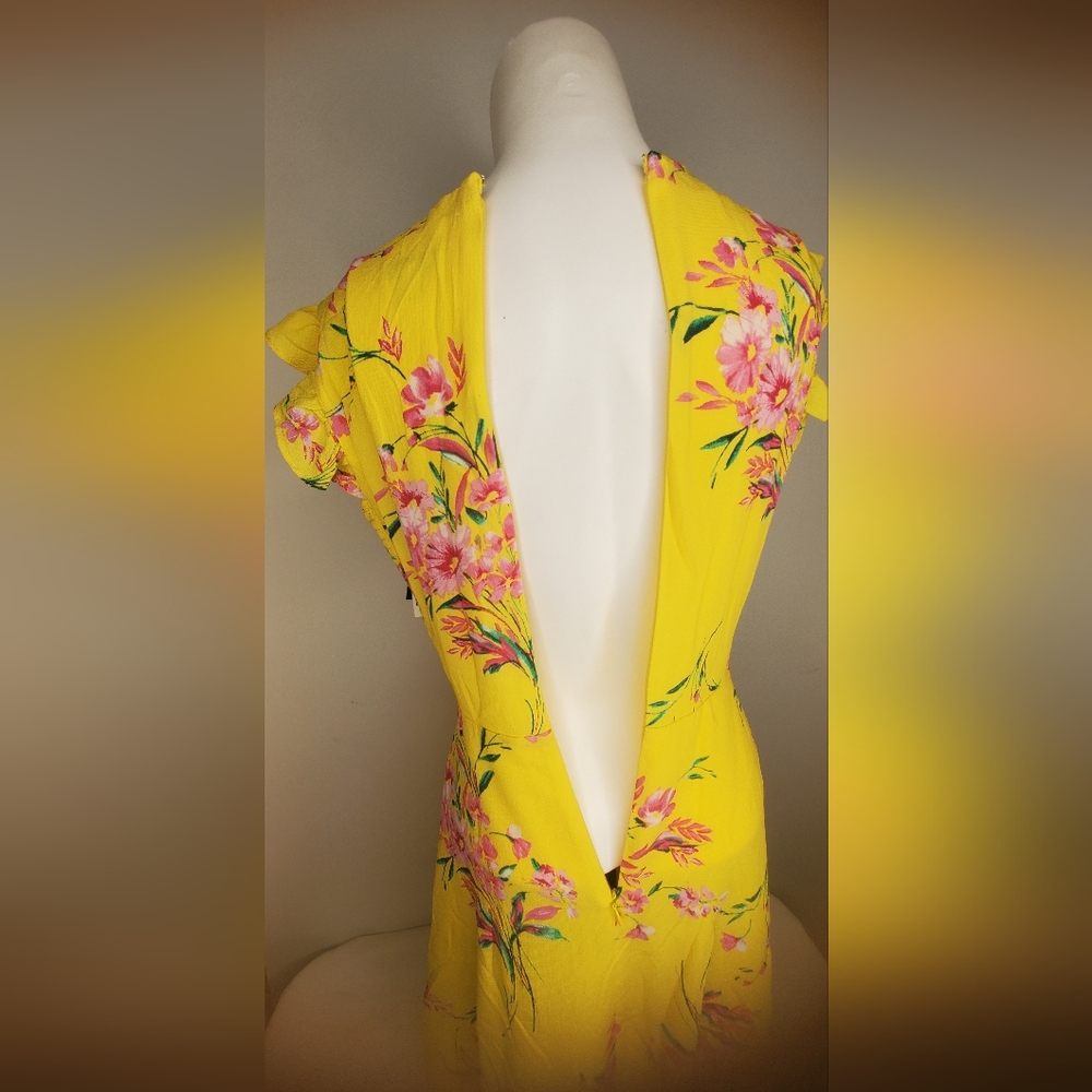 Bar III -Size S-Sunny Yellow Floral "Dandelion" Dress - Picture 4 of 13